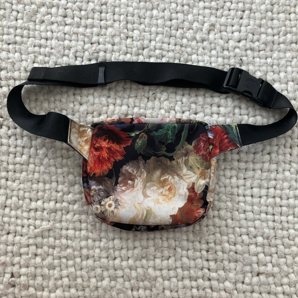 Herschel Supply Co. Adjustable Hoffman Hip Pack Belt Bag Floral Fanny Pack Cali - Picture 2 of 10